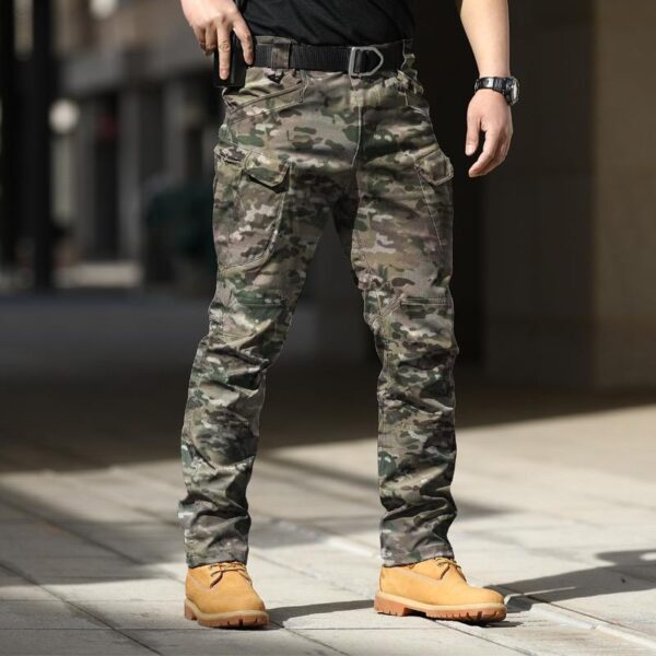 Men’s Tactical Pants – Rugged. Functional. Ready for Action.