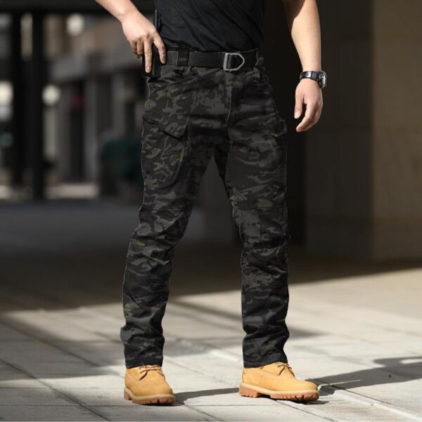 Men’s Tactical Pants – Rugged. Functional. Ready for Action.