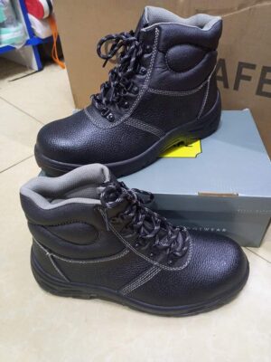 Safety Boot – Durable, Protective Footwear for Tactical and Industrial Use