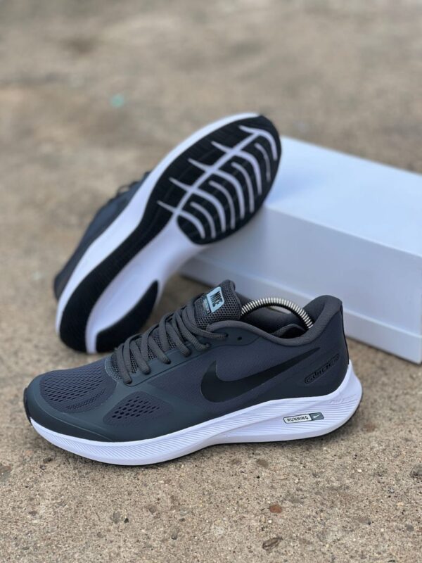 Sports Shoes – High-Performance Footwear for Training, Running & Outdoor Activities