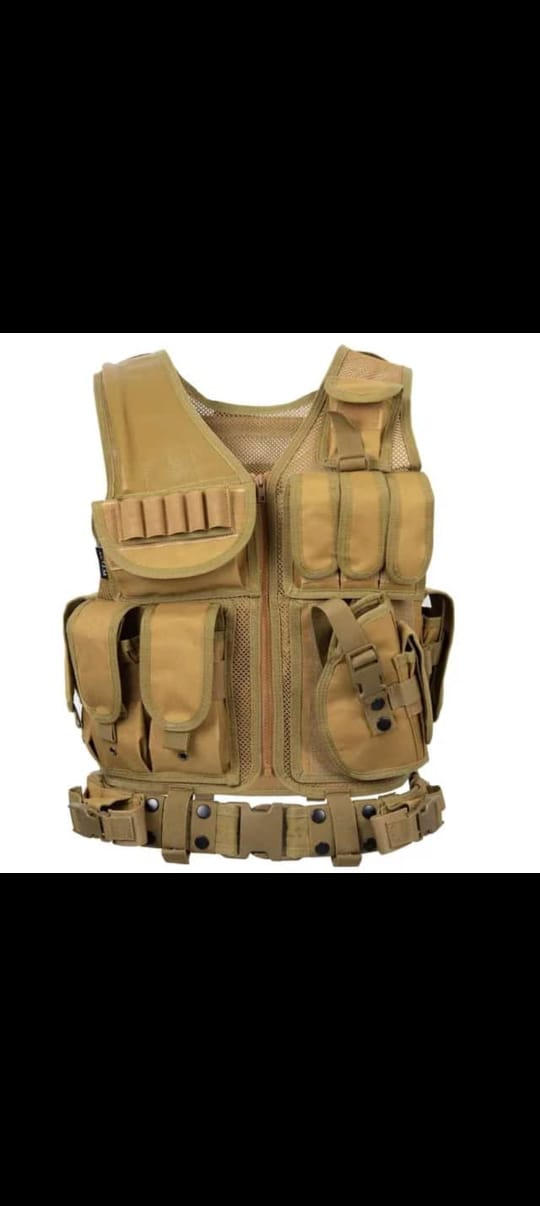 Adjustable Tactical Vest – Combat-Ready Utility Gear